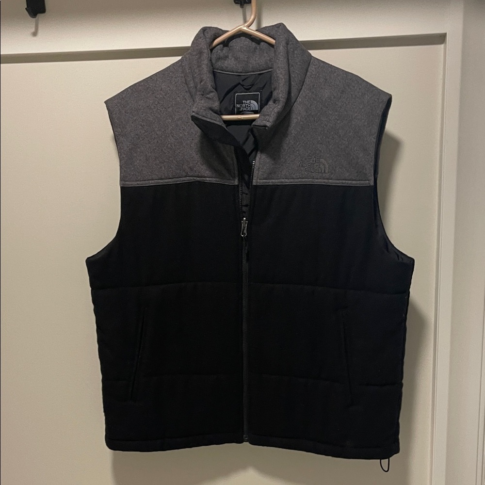 The North Face Men's Two-Tone Vest